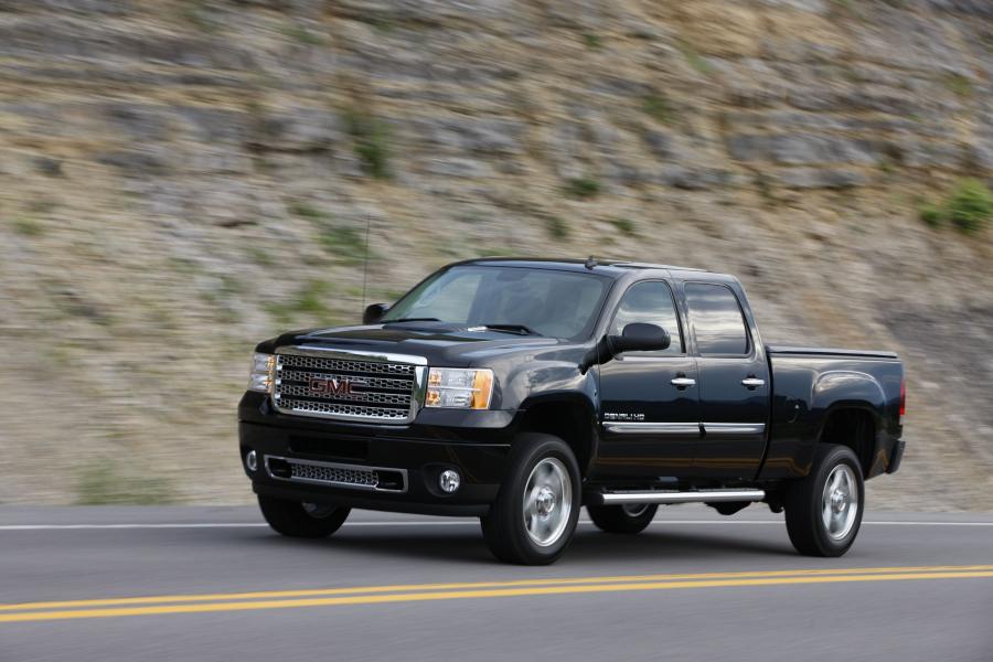 GMC Sierra Denali 2011 года  (фото 7 из 42)